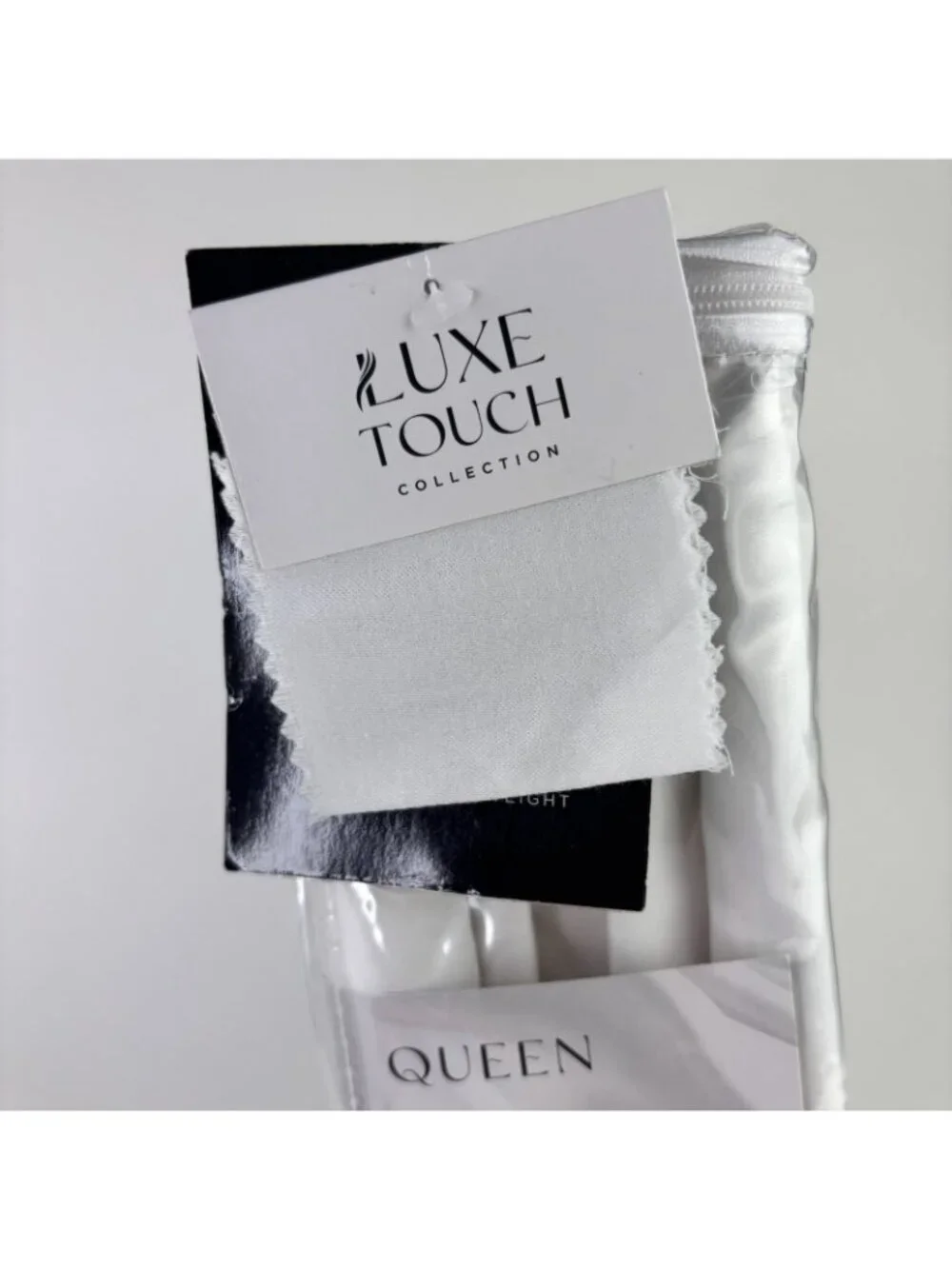 Luxe Touch Collection 4 Piece Queen Sheet Set White Cotton 300 Thread Count NWT